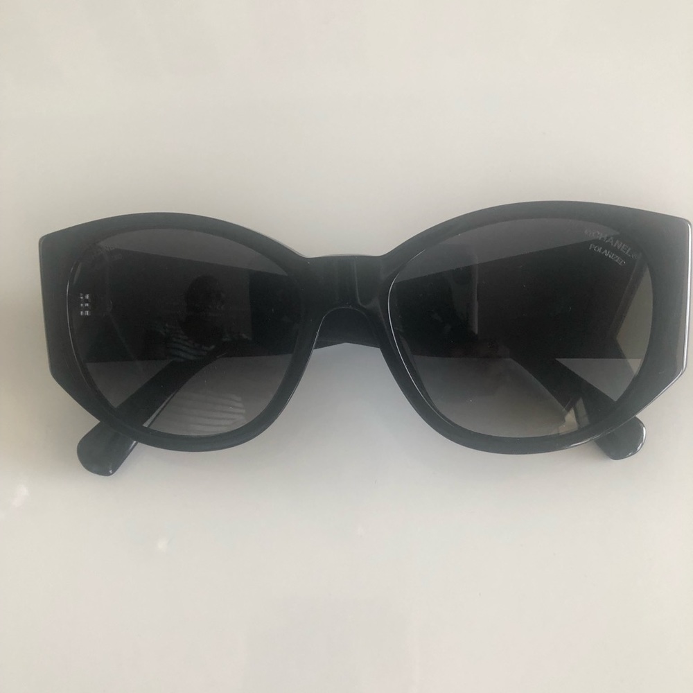 Chanel Sunglasses - Picture 9 of 9